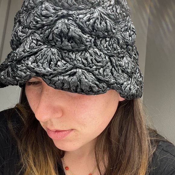 Prada Vintage Feather Crochet Bucket Hat L - Picture 5 of 6